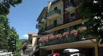 Albergo Ristorante Parco Отель Пеннабилли