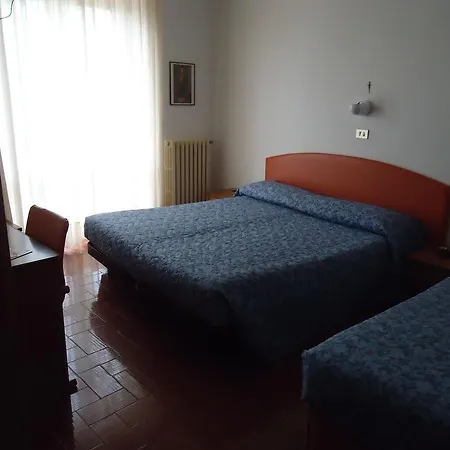 Отель Albergo Ristorante Parco 3*